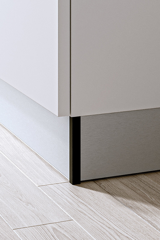  Soklová lišta PVC /sokel/- 4m