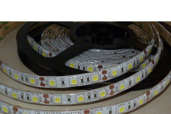 LED pásik nezaliata - /Kotúč 5m/ 